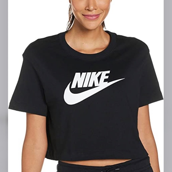 Nike Sportswear Essential Women's Cropped T-Shirt - Picture 1 of 2
